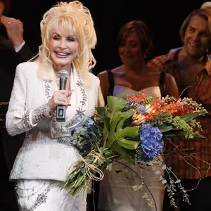 Dolly Parton’s THREADS to Team Up With Nashville Symphony For Limited Summer Series