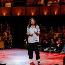 Photos: Minnie Driver in EVERY BRILLIANT THING @sohoplace