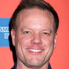 AVENUE Q Director Jason Moore Tapped for LEGALLY BLONDE Prequel Series ELLE