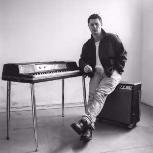 Noah Reid Brings His Solo Tour “Live Again” to Thousand Oaks