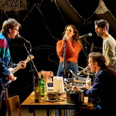 Photos: Matt Smith and More in AN ENEMY OF THE PEOPLE