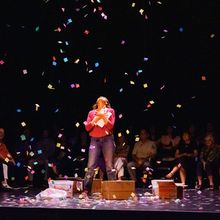 Photos: Mariska Hargitay Performs EVERY BRILLIANT THING at TheatreWorks Silicon…