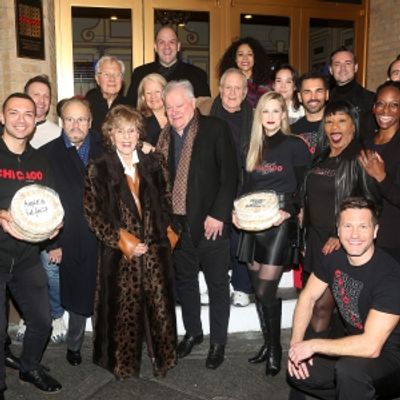 Photos: CHICAGO Receives Plaque at the Ambassadors Theatre For 27th Anniversary