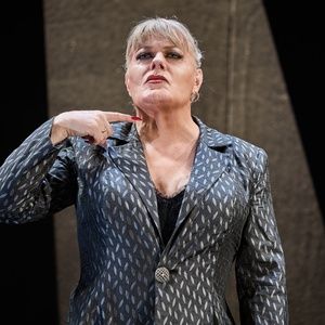 Photos: Eddie Izzard in THE TRAGEDY OF HAMLET at Sydney Opera House