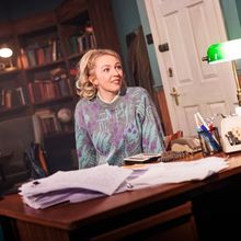 Photos: Madelyn Smedley And Julius D’Silva Star In EDUCATING RITA At Reading Rep Th