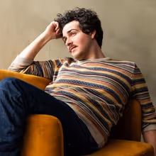 Asher Muldoon To Star In OVERCOMMITTED At 54 Below