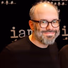 Interview: Matt Schatz Explores AI and Human Connection in BOBBY ROBOTOWITZ