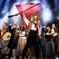 Video: Trump Met with Boos, Cheers and Drag Queens at LES MISÉRABLES Kennedy Center Opening