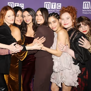 Photos: Anna Chlumsky, Julia Lester and More on the QUEENS Red Carpet
