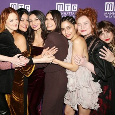 Photos: Anna Chlumsky, Julia Lester and More on the QUEENS Red Carpet