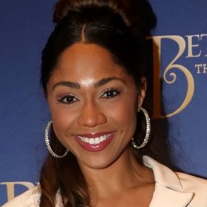 Broadway Performer Jerusha Cavazos & Devin Lewis Release New Single 'MEDIOCRITY'