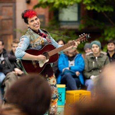 Photos: First Look at Mobile Unit&#039;s THE COMEDY OF ERRORS