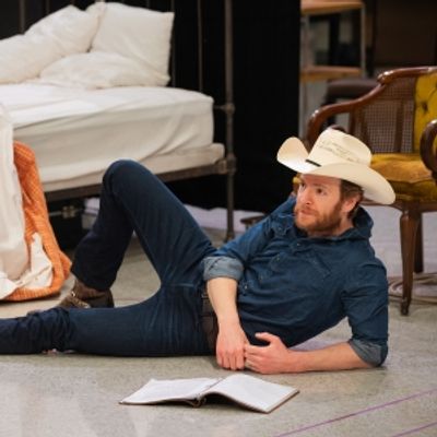 Photos: FOOL FOR LOVE In Rehearsal At Steppenwolf Theatre Company