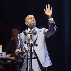 Daniel Breaker Joins HADESTOWN West End Cast