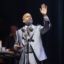 Daniel Breaker Joins HADESTOWN West End Cast