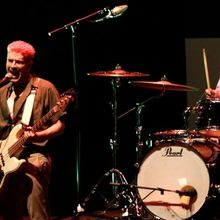 Teatro en Grande Presents Los Lagartos This Weekend