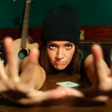 BLOODY ELLE Comes to Soho Theatre in July