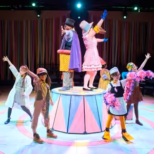 Photos: First Look At ELEPHANT AND PIGGIE'S 'WE ARE IN A PLAY!' At First Stage