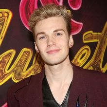 Ben Jackson Walker Returns to & JULIET For UK Tour