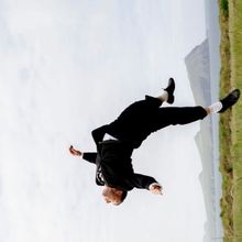 Dublin Theatre Festival Will Open With the World Premiere of Teaċ Daṁsa's NOBODADD