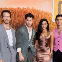 Photos: CAMP ROCK 3 World Premiere Draws Jonas Brothers, Demi Lovato