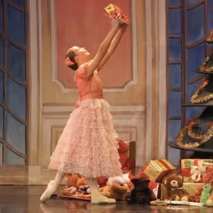 Ballet Hispánico Second Company BH2 Performs in THE NUTCRACKER In December