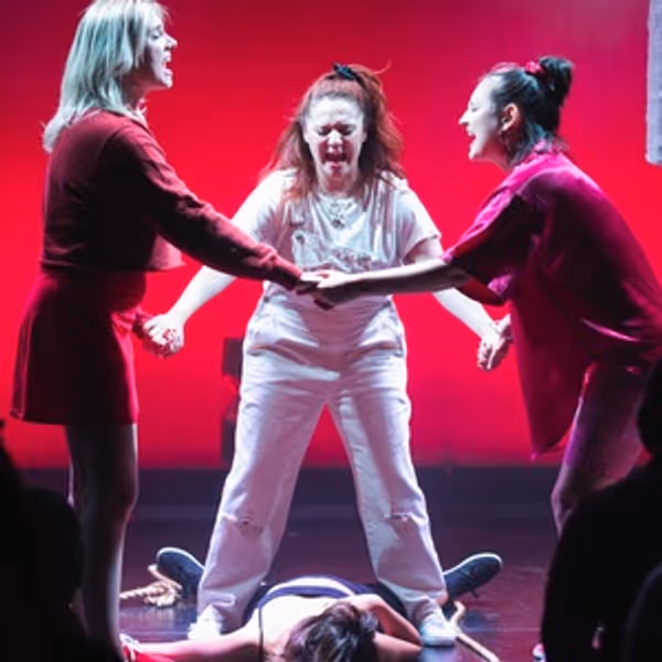 RIP HER TO SHREDS Will Come to Edinburgh Fringe Photo