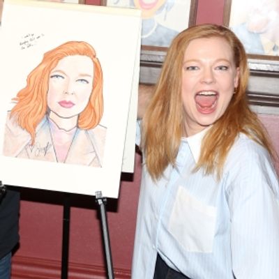 Photos: Tony Winner Sarah Snook Receives Portrait at Sardi's