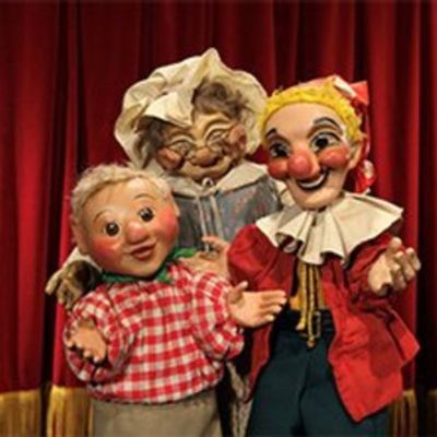 DAS HEXENEI Will Come to Tschauner Bühne