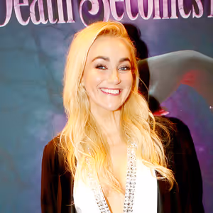 Betsy Wolfe Will Take Over as 'Madeline Ashton' in DEATH BECOMES HER