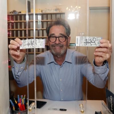 Photos: Huey Lewis Greets Fans at THE HEART OF ROCK &amp; ROLL Box Office Opening