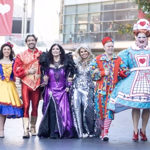 Photos: SNOW WHITE Panto Prepares for the Holiday Season At St Helens Theatre Royal