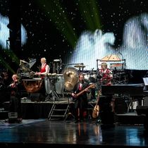MANNHEIM STEAMROLLER CHRISTMAS Returns to the Wharton Center