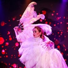 Declan Bennett Will Host The Phoenix Arts Club's Valentine's Day Cabaret