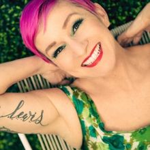 Crystal Lewis Brings A SEASONAL THING to the Garry Marshall Theatre This Month