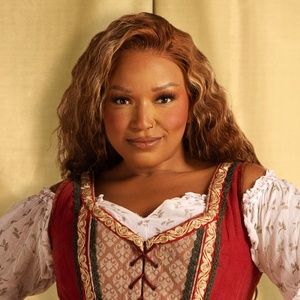 Marisha Wallace Joins SOMETHING ROTTEN! UK Premiere