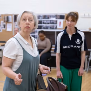 Photos: HANDBAGGED in Rehearsals at Queen's Theatre Hornchurch