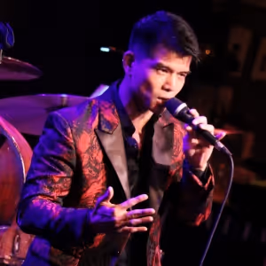 Photos: Telly Leung Takes the Stage At Birdland Jazz