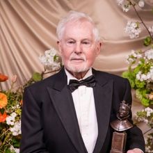 Sir Derek Jacobi Receives Critic's Circle’s 2023 Rosebowl for Distinguished Service