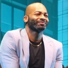 Video: Watch Brandon Victor Dixon Take His Final Bow in HELL'S KITCHEN