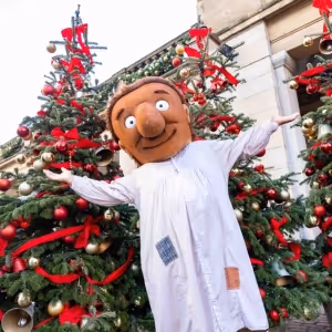 THE SMARTEST GIANT IN TOWN Will Return to the West End This Christmas