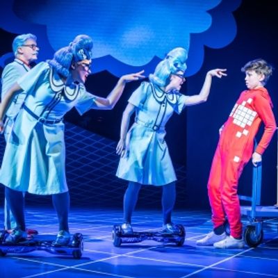 Photos: THE PARENT AGENCY World Premiere At Storyhouse Chester
