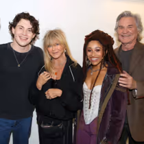 Photos: Goldie Hawn & Kurt Russell Visit Backstage at THE LOST BOYS