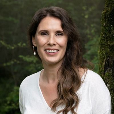 Writers On A New England Stage September Events Will Feature Ariel Lawhon and R. F. Kuang