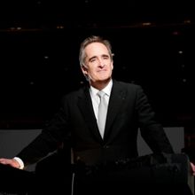 James Conlon Receives Austria's Cross of Honor for Science and Art