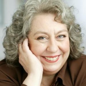 Jayne Houdyshell To Deliver Episcopal Actors' Guild's Annual Memorial Service Address