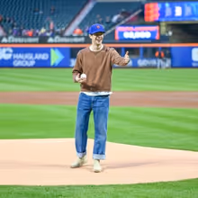Photos: Grant Gustin Throws First Pitch at Mets vs. Tigers Game