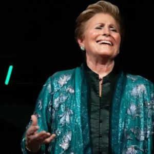 Lorna Dallas Will Perform Encore of SNAPSHOTS at Chelsea Table + Stage