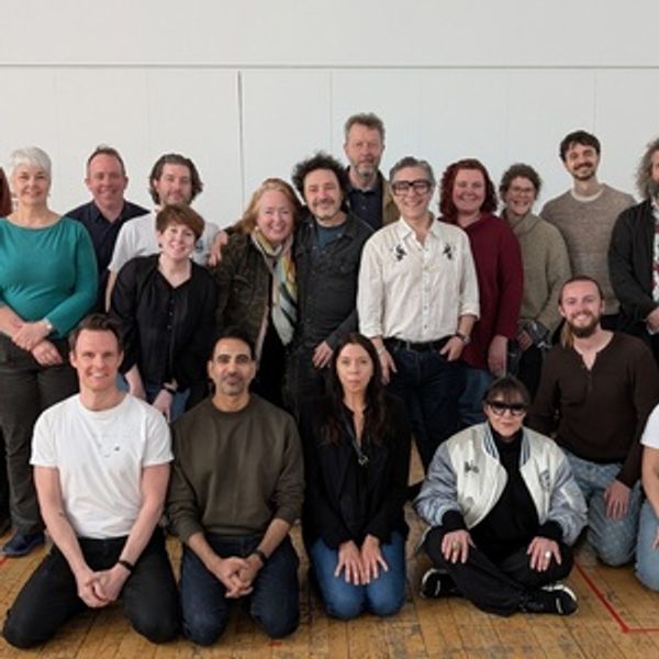 Full Cast Set for THE PSYCHIC World Premiere at York Theatre Royal Photo