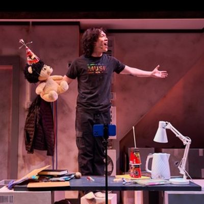 Photos: THE LAST MAN Opens at Southwark Playhouse Elephant